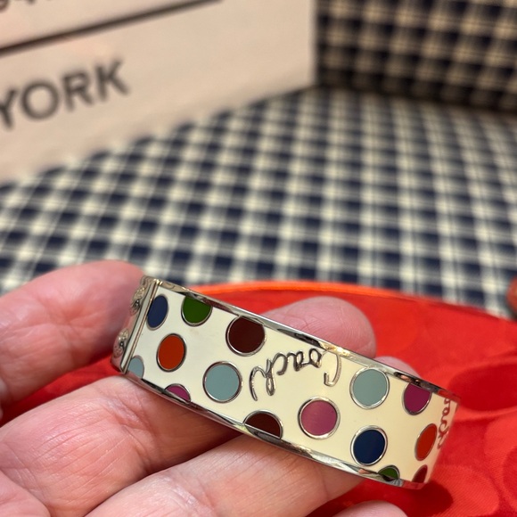 Coach beige polkadot metal bracelet (small) - Picture 8 of 9